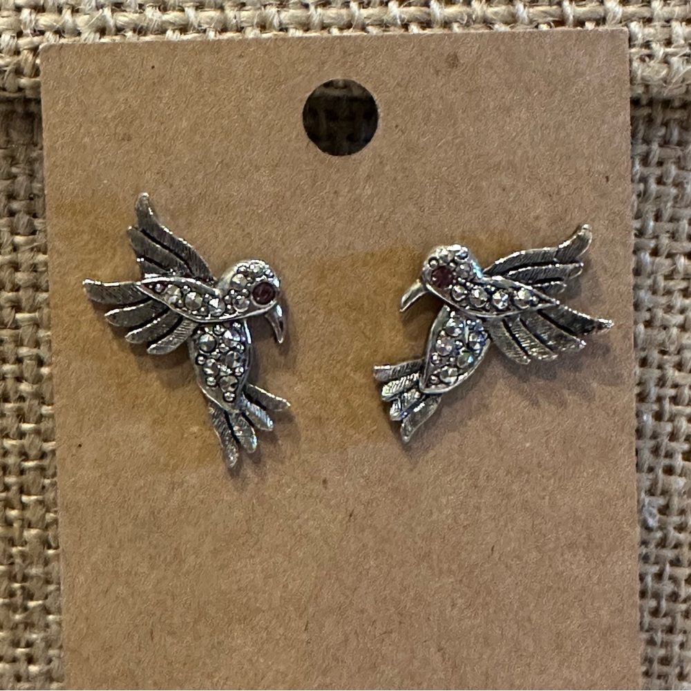 Avon Earrings Hummingbird marcasite silver tone w/ pink rhinestone eye